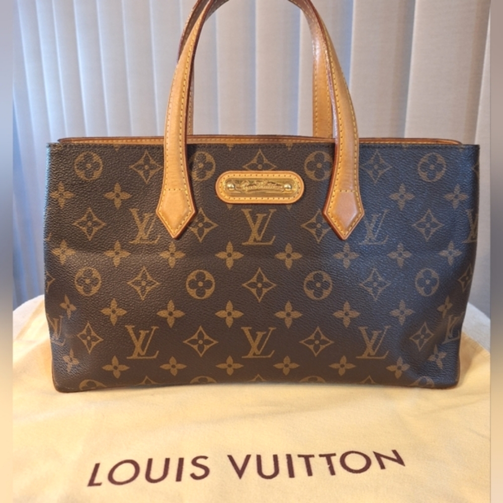 STUNNING 💫💫💥 Louis Vuitton Wilshire Tote PM